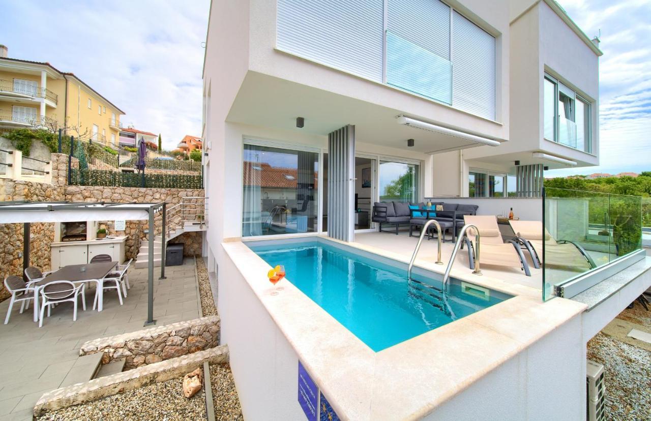 Villa Solis Lacus Modern Apartment - Private Heated Pool - Smart Tv Sky X - Free Parking Njivice Exteriér fotografie